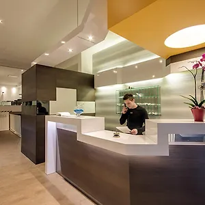 Hotell Genius Downtown