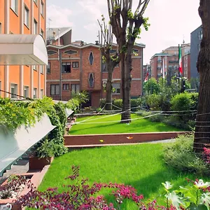 Hotel Eco & Bioriso Restaurant, Milán